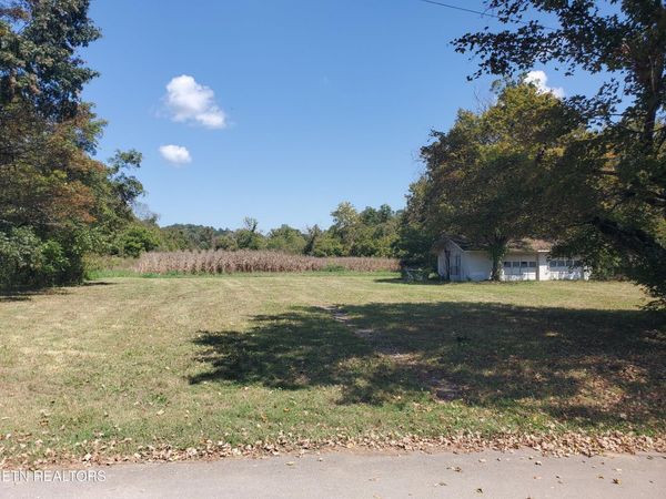 123 Dale Rd, Powder Springs, TN 37848