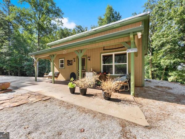 318 Jim Grizzle Road, Royston, GA 30662