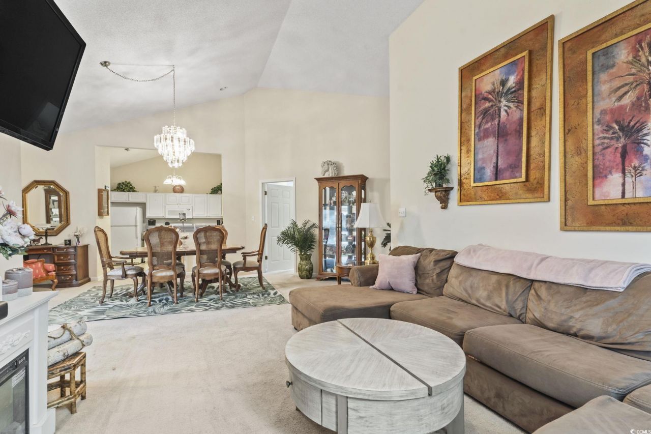 4233 Rivergate Ln. Photo 9