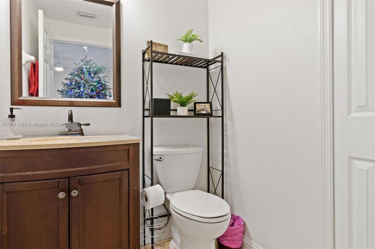 1954 SE 23rd Ter, Homestead, FL 33035 Photo