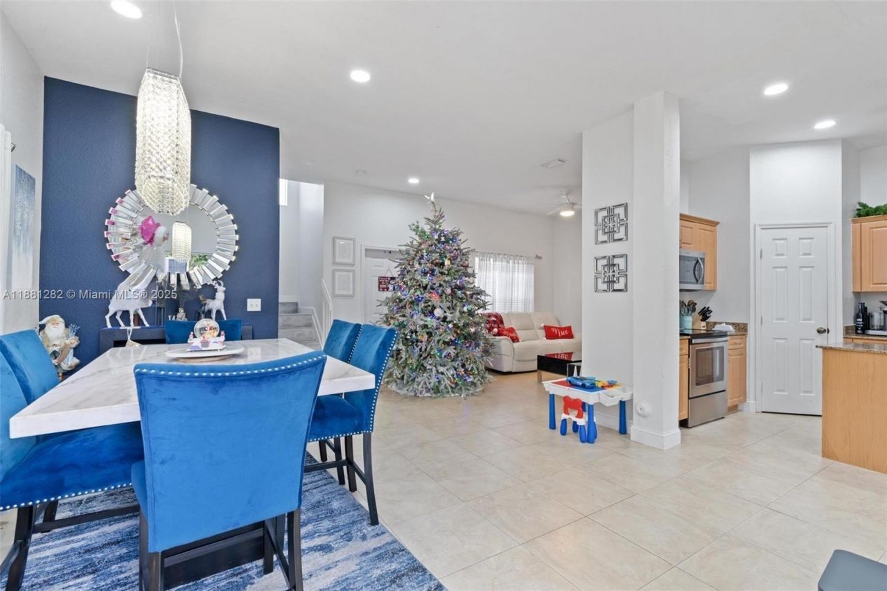 1954 SE 23rd Ter, Homestead, FL 33035 Photo