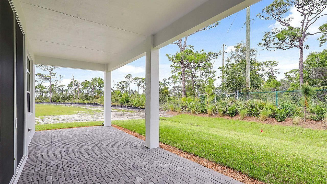 2301 SE Canopy Cove Lane, Port Saint Lucie, FL 34984 Photo