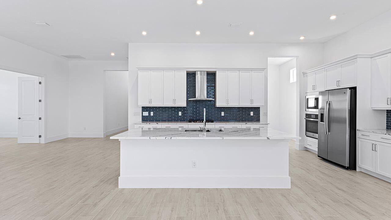 2301 SE Canopy Cove Lane, Port Saint Lucie, FL 34984 Photo