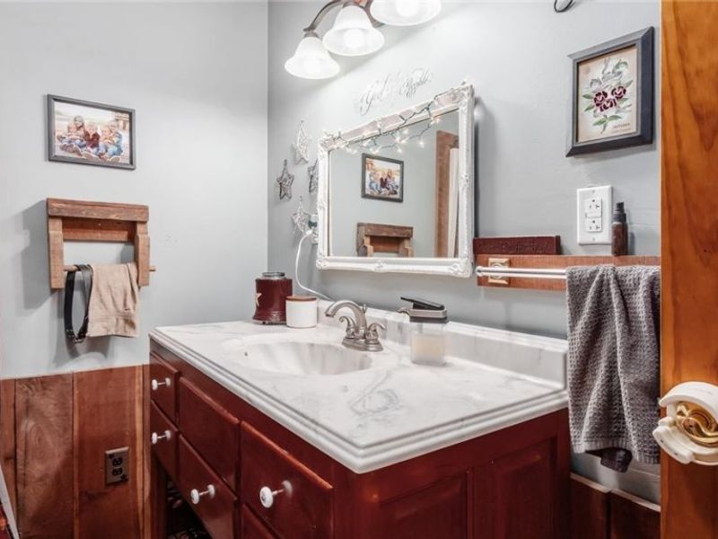 18513 Hobbler Lane, Lore City, OH 43755 Photo 7