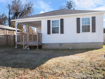 525 W Clay Street Chouteau, OK 74337