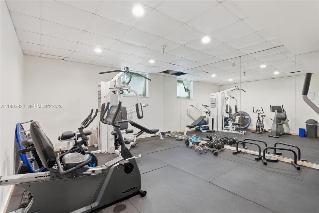 7800 Collins Ave, Unit 402, Miami Beach, FL 33141 Photo