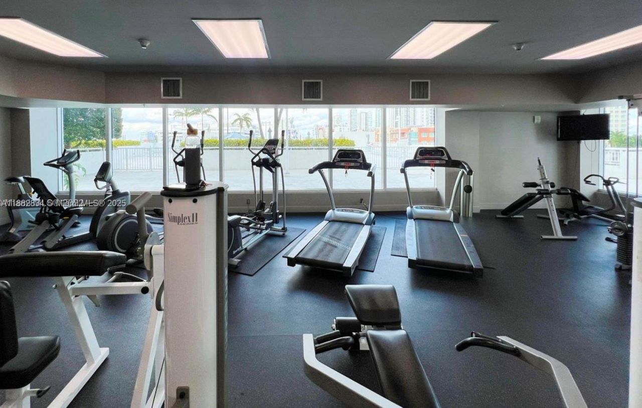 275 NE 18th St, Unit 507, Miami, FL 33132 Photo