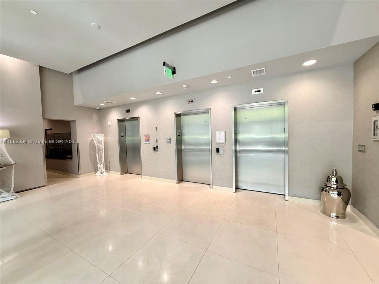 275 NE 18th St, Unit 507, Miami, FL 33132 Photo