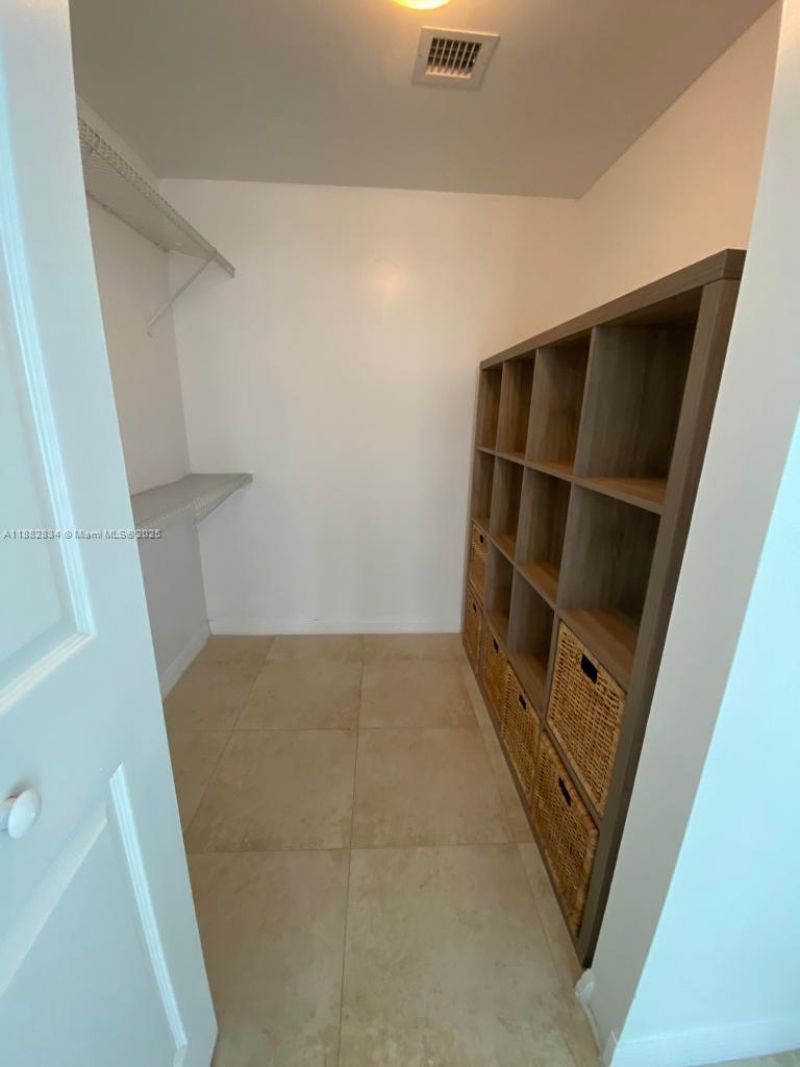 275 NE 18th St, Unit 507, Miami, FL 33132 Photo
