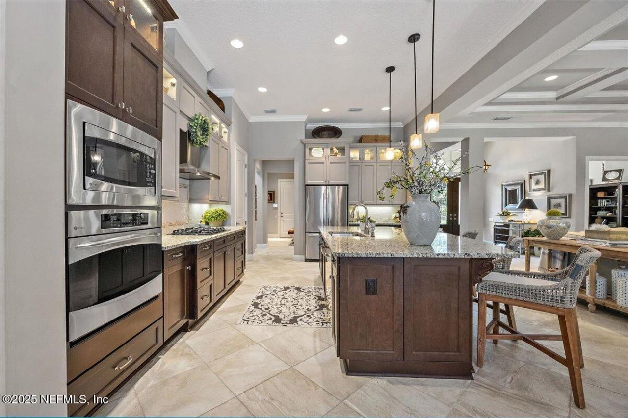 5092 Commissioners Drive, Jacksonville, FL 32224 Photo