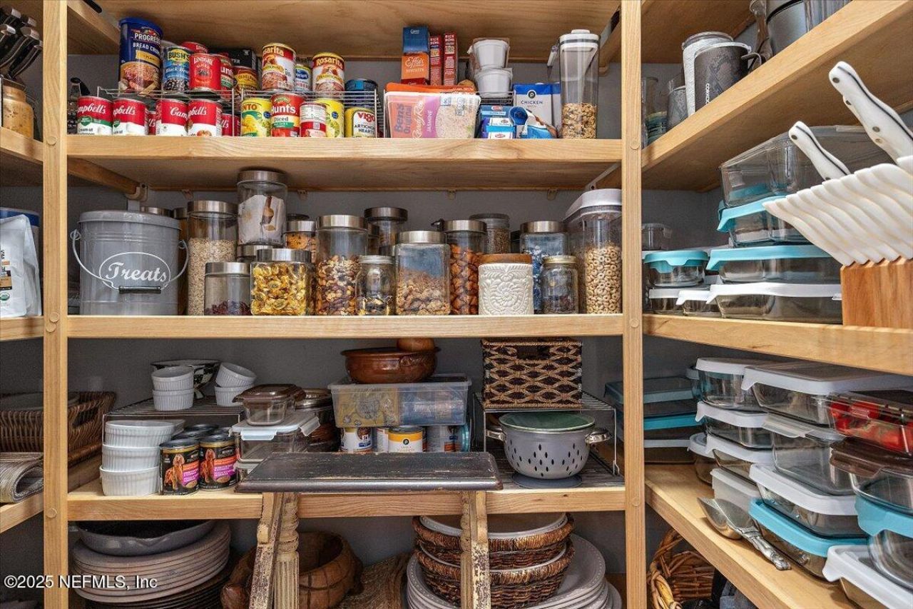 5092 Commissioners Drive, Jacksonville, FL 32224 Photo