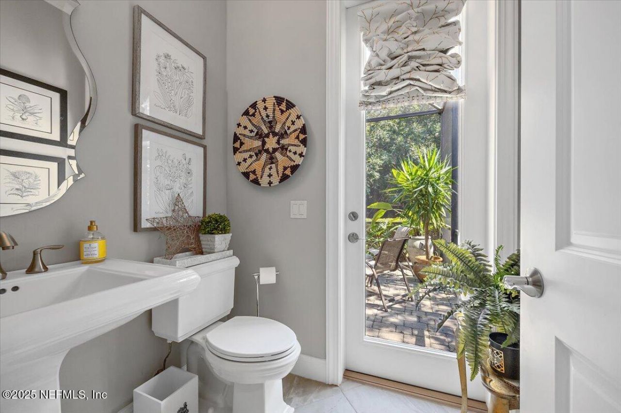 5092 Commissioners Drive, Jacksonville, FL 32224 Photo