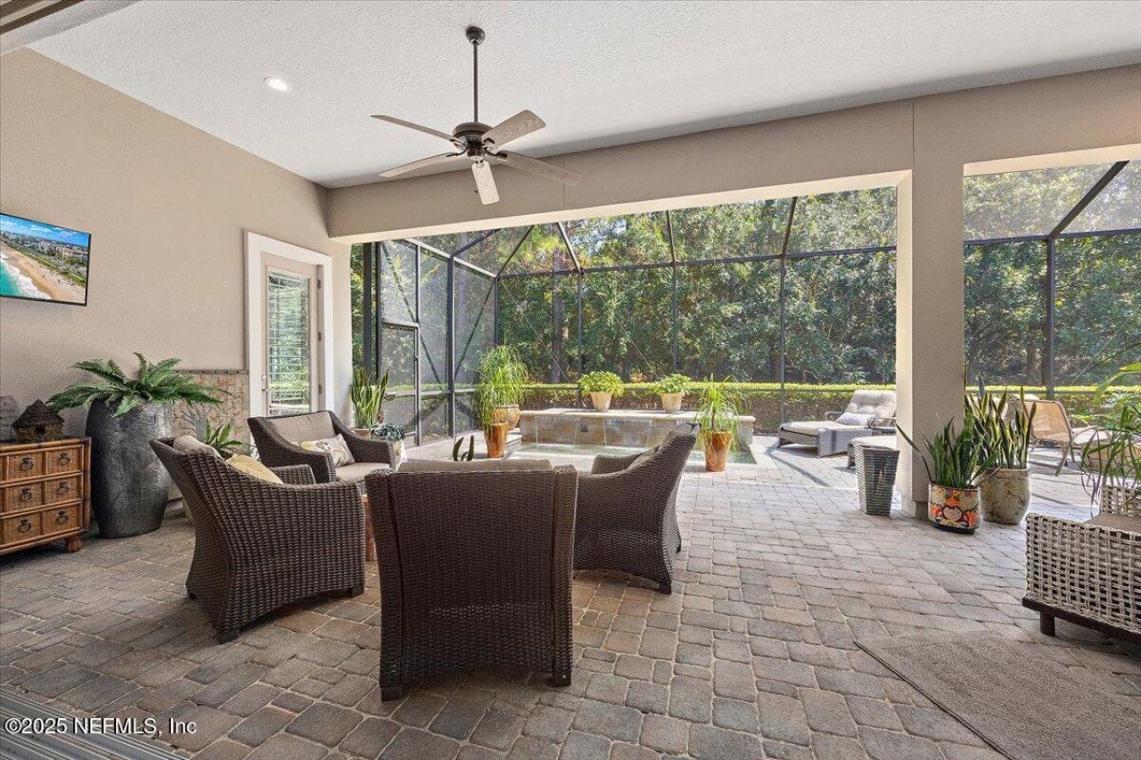 5092 Commissioners Drive, Jacksonville, FL 32224 Photo