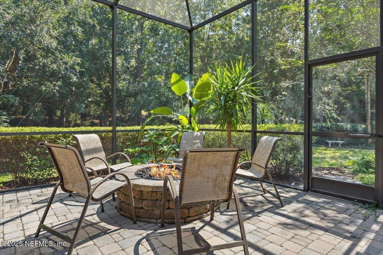 5092 Commissioners Drive, Jacksonville, FL 32224 Photo