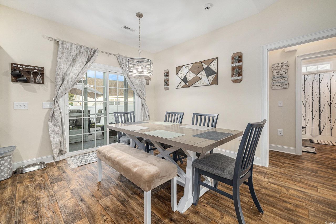 542 Irees Way Photo 12