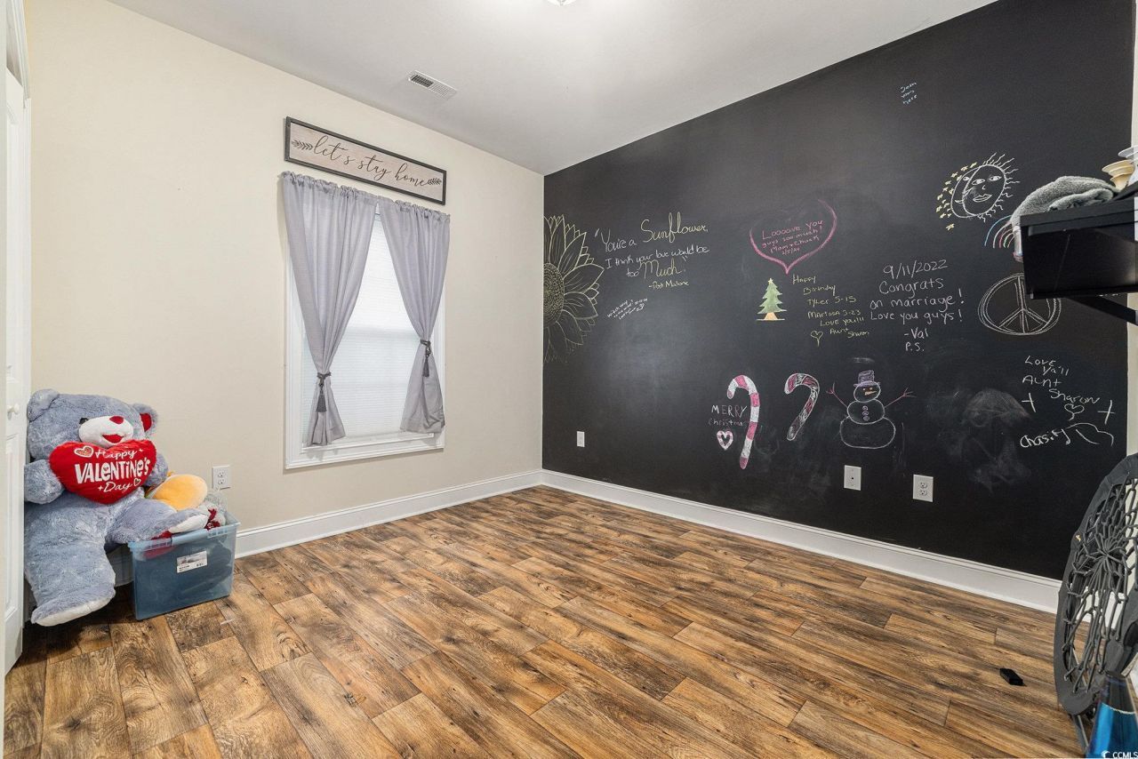 542 Irees Way Photo 18