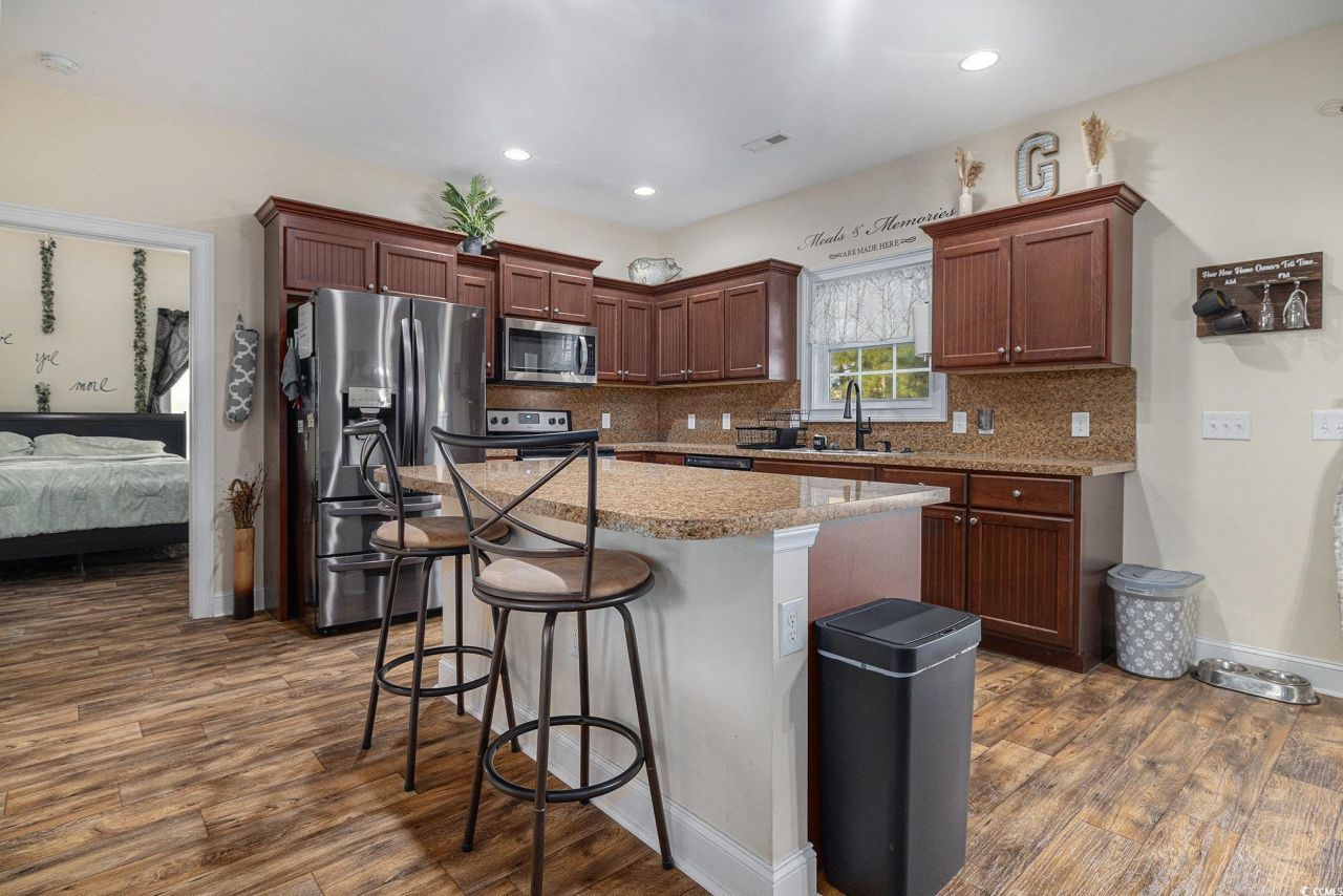 542 Irees Way Photo 7