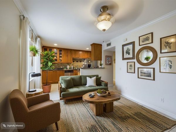 407 E 45th ST, Unit 216, Austin, TX 78751
