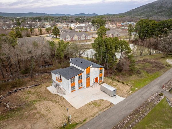 106 IMPERIAL Court, Hot Springs, AR 71913