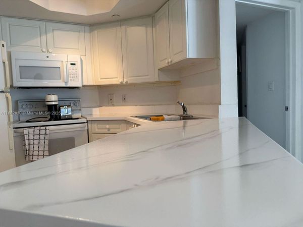 8911 Collins Ave, Unit 203, Surfside, FL 33154