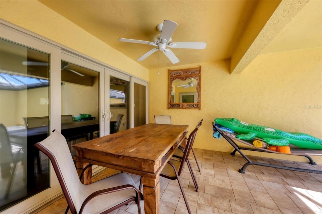 3638 Glen Oaks Manor Drive, Sarasota, FL 34232 Photo