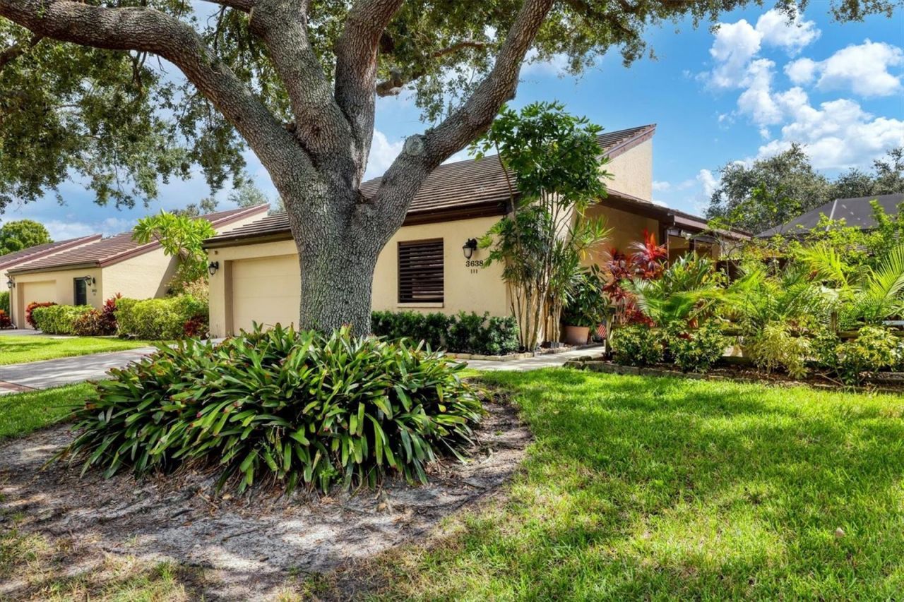 3638 Glen Oaks Manor Drive, Sarasota, FL 34232 Photo