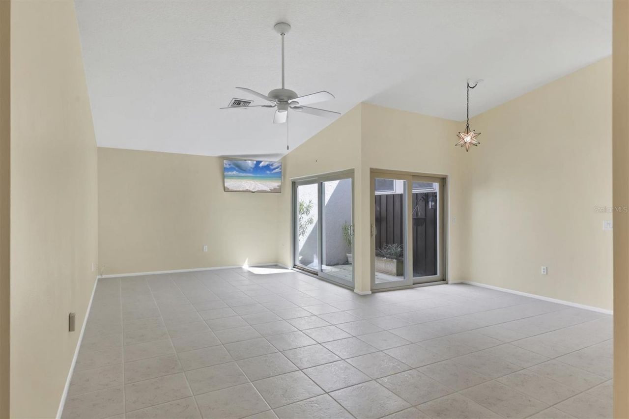 3638 Glen Oaks Manor Drive, Sarasota, FL 34232 Photo
