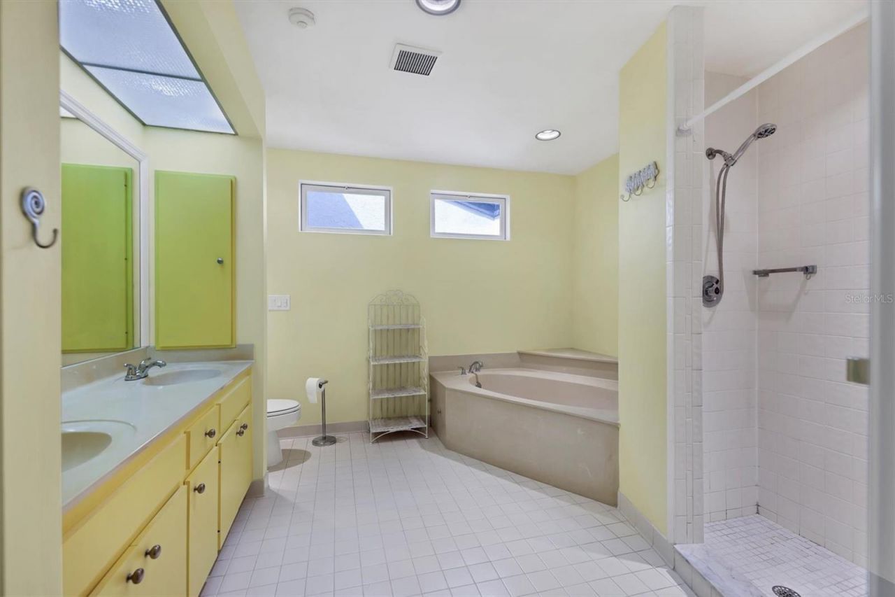 3638 Glen Oaks Manor Drive, Sarasota, FL 34232 Photo