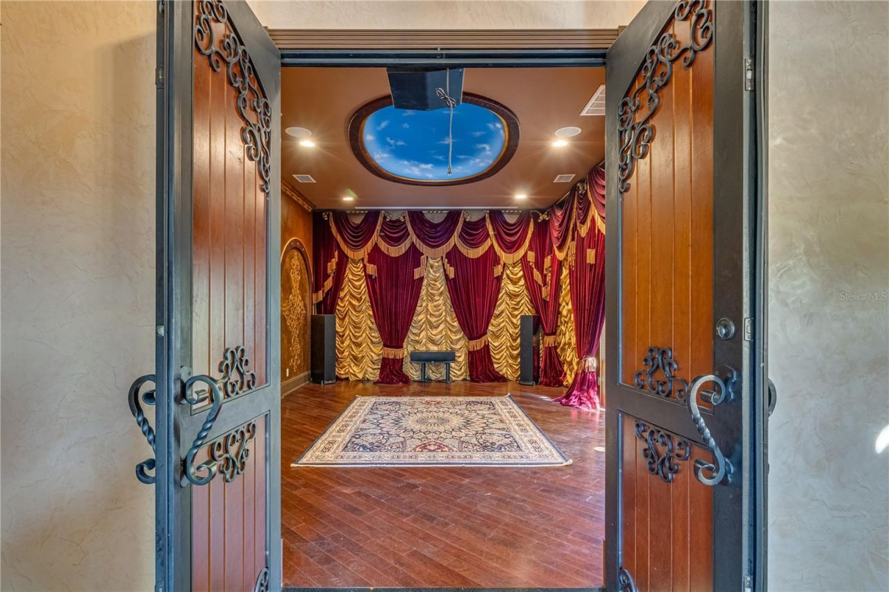 117 Bellamere Palms Court, Lutz, FL 33549 Photo