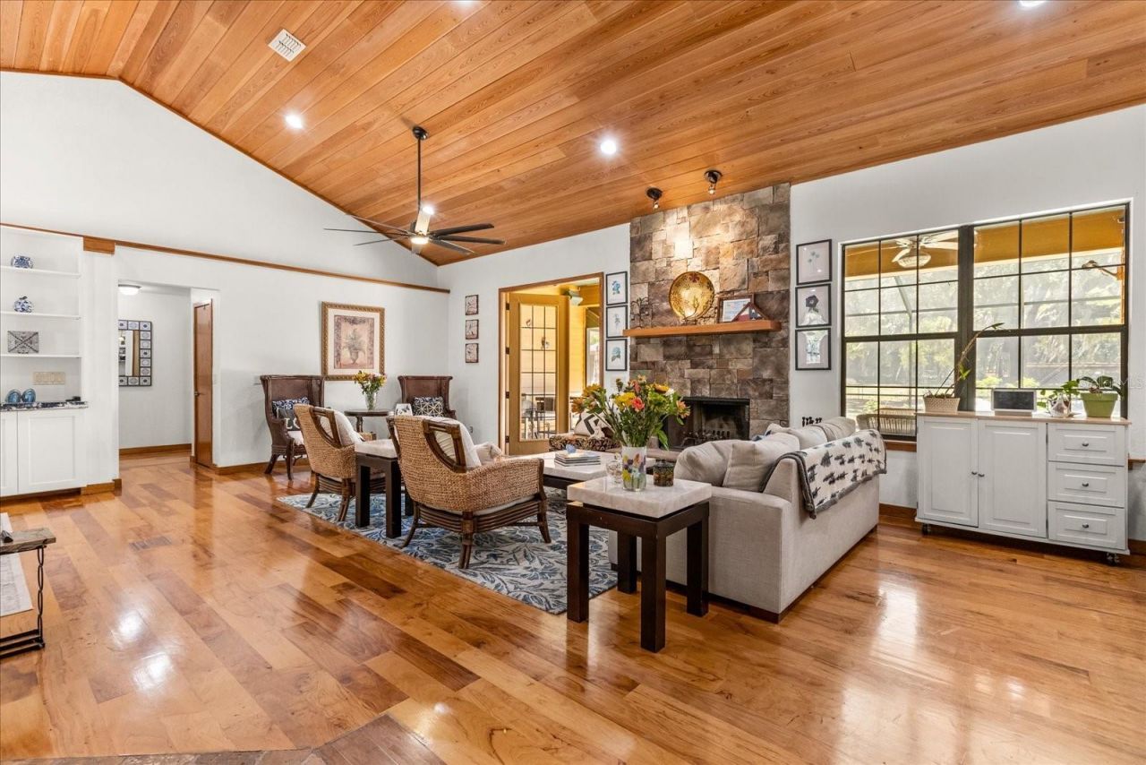 1084 SE 170th Street, Summerfield, FL 34491 Photo