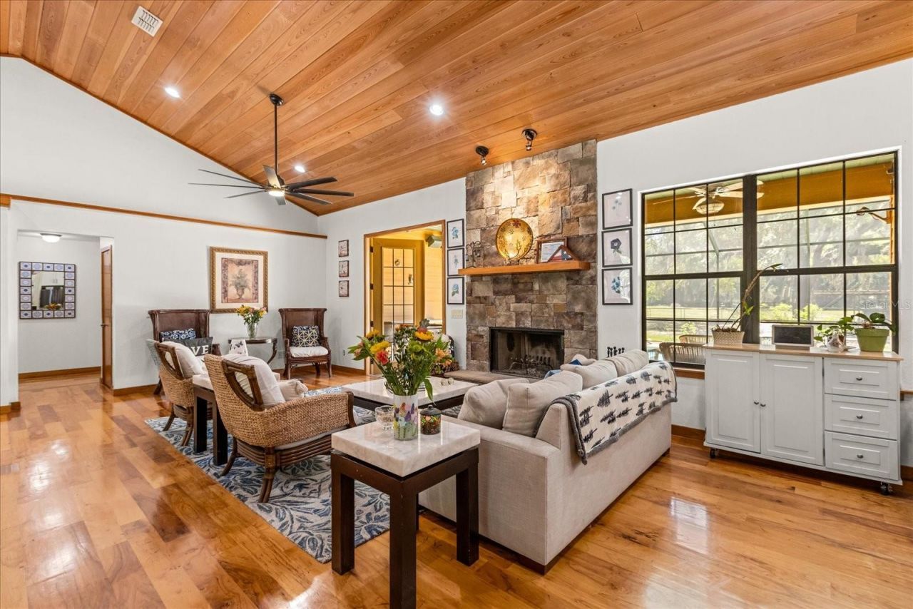 1084 SE 170th Street, Summerfield, FL 34491 Photo