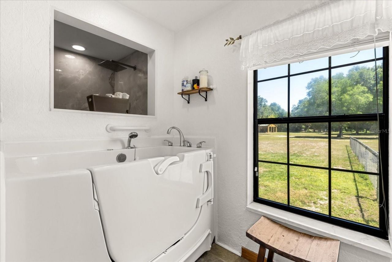 1084 SE 170th Street, Summerfield, FL 34491 Photo