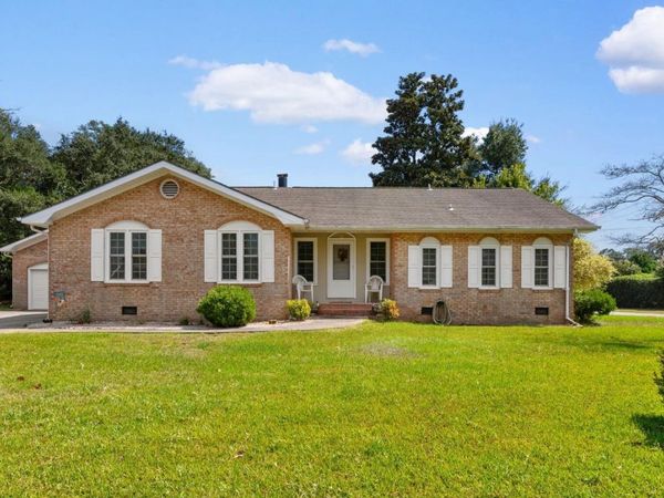 7600 Driftwood Dr., Myrtle Beach, SC 29572