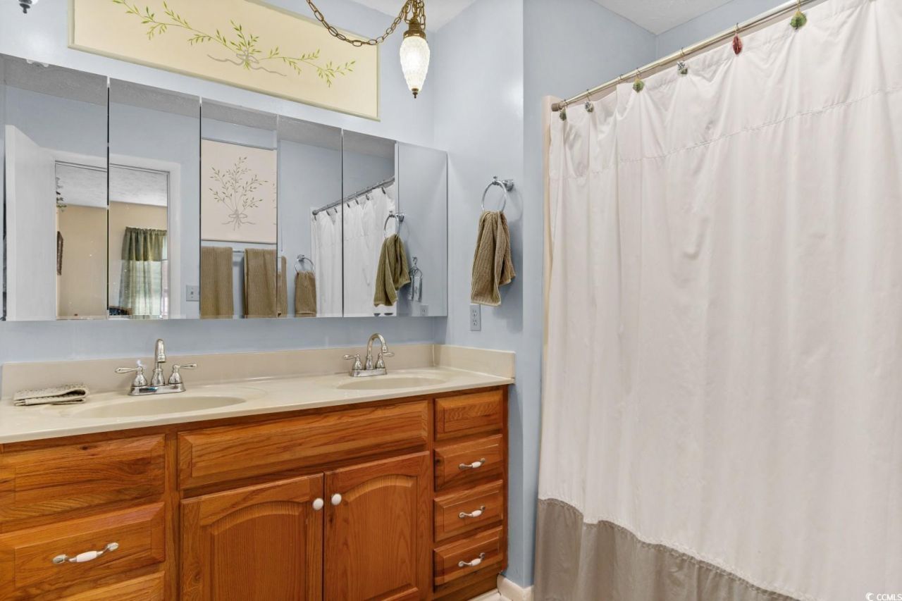 7600 Driftwood Dr. Photo 16