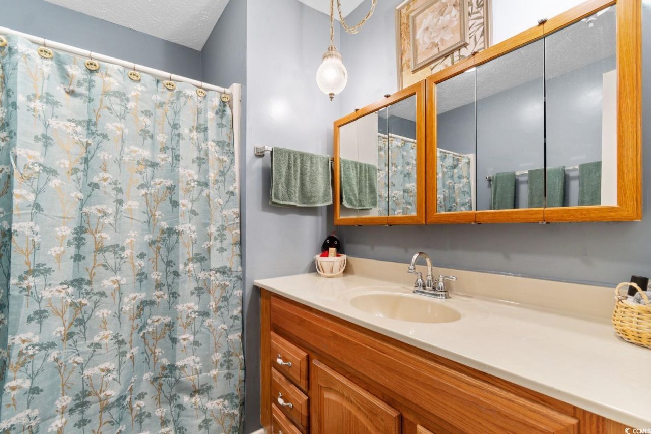 7600 Driftwood Dr. Photo 19