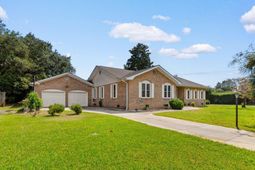 7600 Driftwood Dr. photo 4