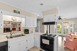 7600 Driftwood Dr. photo 4