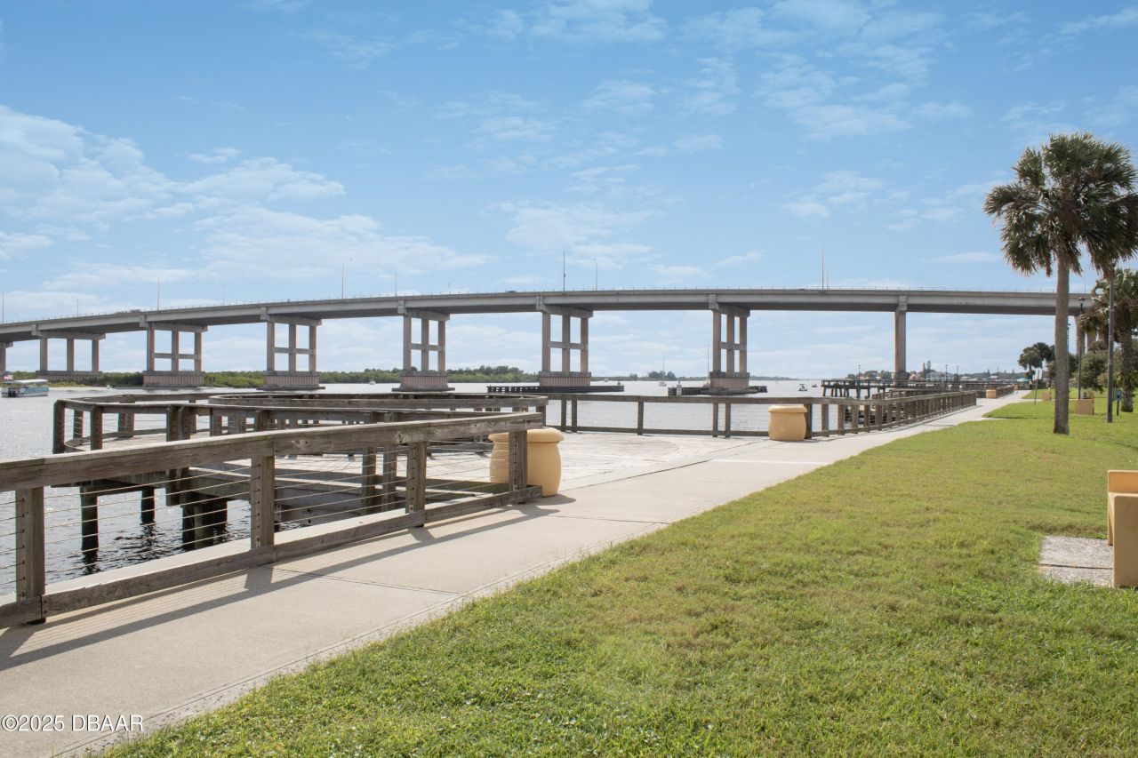 200 Live Oak Street, New Smyrna Beach, FL 32168 Photo