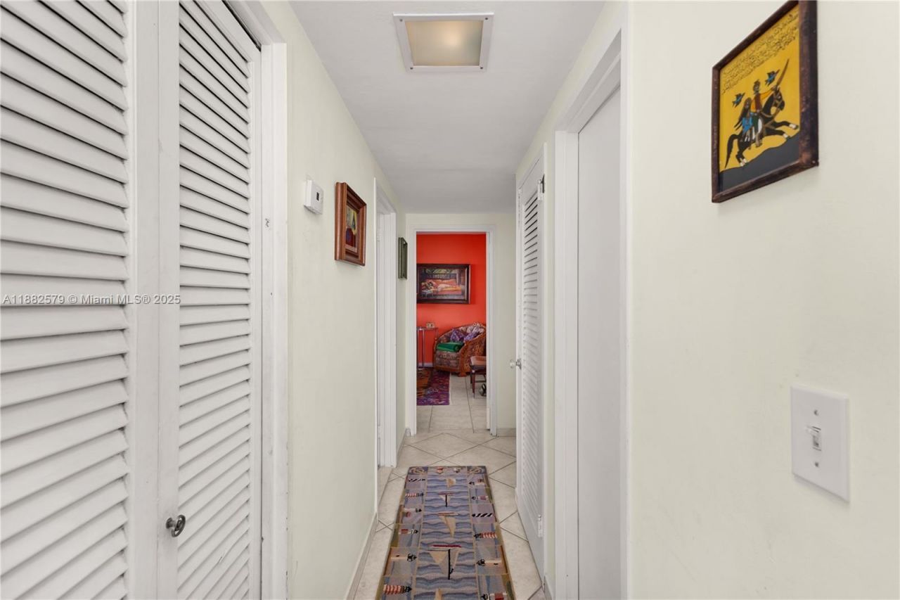 3 Island Ave, Unit 15C, Miami Beach, FL 33139 Photo