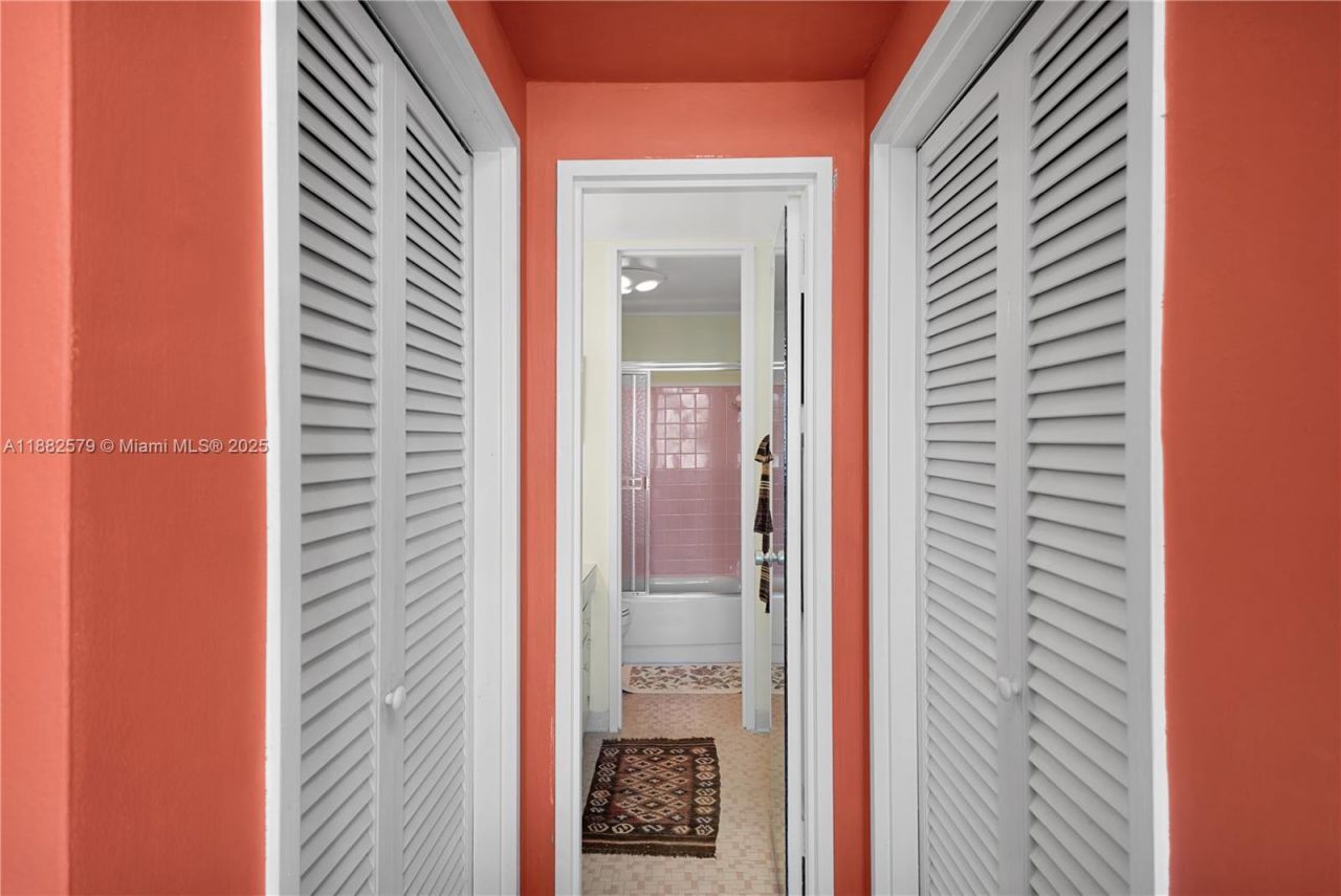 3 Island Ave, Unit 15C, Miami Beach, FL 33139 Photo