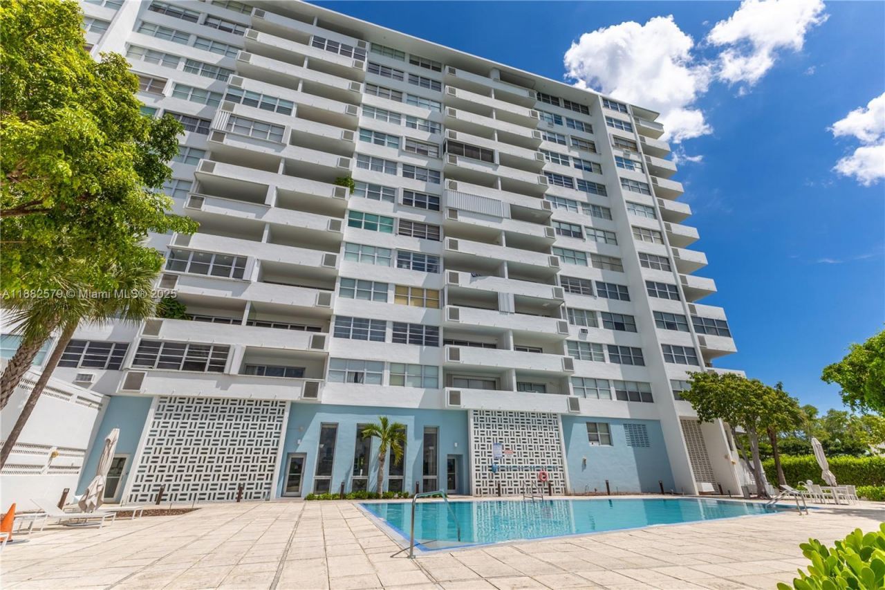3 Island Ave, Unit 15C, Miami Beach, FL 33139 Photo