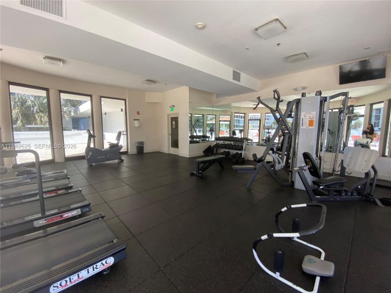 20515 E Country Club Dr, Unit 549, Aventura, FL 33180 Photo