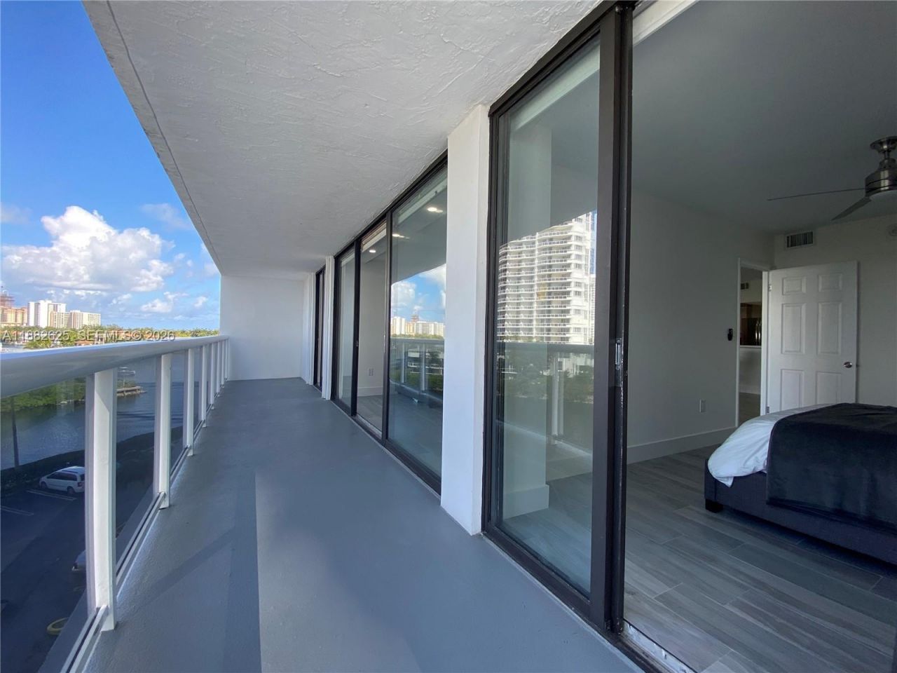 20515 E Country Club Dr, Unit 549, Aventura, FL 33180 Photo