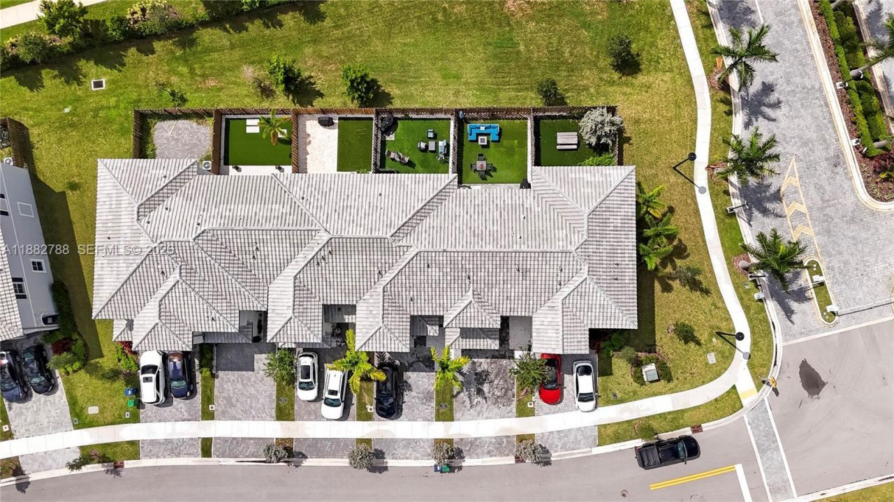 11968 NW 46th St, Coral Springs, FL 33076 Photo