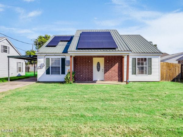 102 Linares Street, Carencro, LA 70520