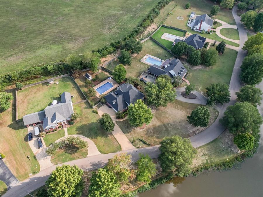 Property Image 38