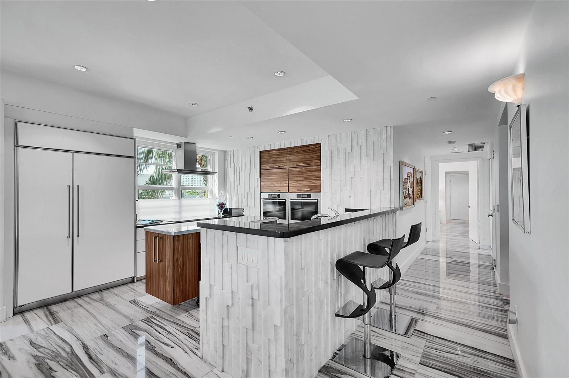 101 S Fort Lauderdale Beach Boulevard, Unit 208, Fort Lauderdale, FL 33316 Photo