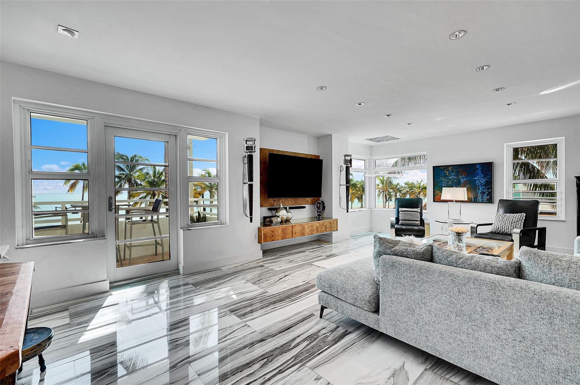 101 S Fort Lauderdale Beach Boulevard, Unit 208, Fort Lauderdale, FL 33316 Photo