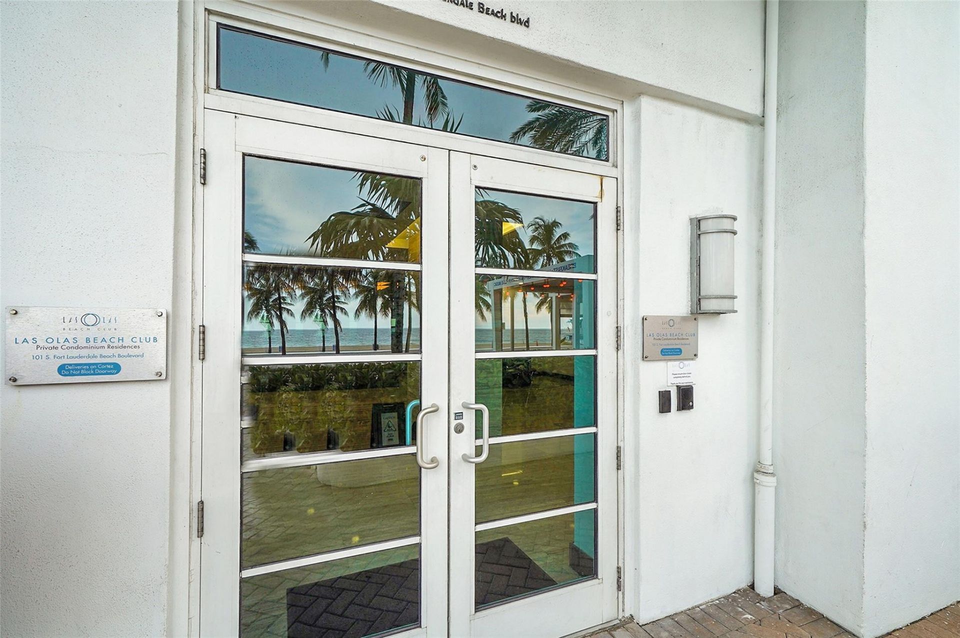 101 S Fort Lauderdale Beach Boulevard, Unit 208, Fort Lauderdale, FL 33316 Photo