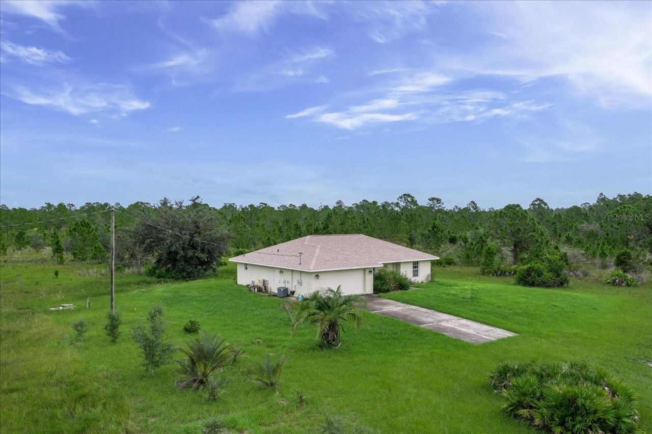 30 Milky Way, Venus, FL 33960 Photo